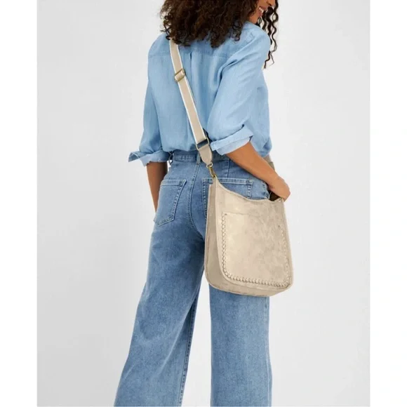 NEW Women’s Style & Co Metallic Gold Whipstitch Shoulder Bag and Zip Wallet - Picture 5 of 13